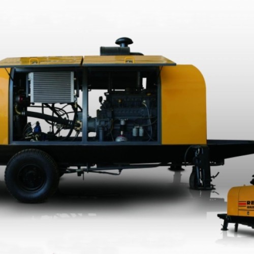 Trailer mounted concrete pump